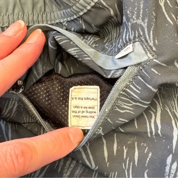 Vouri Men's Bank Shorts, Kashmir Flux Teal Gray Patterned Athletic Shorts, 7”, M - Picture 11 of 13